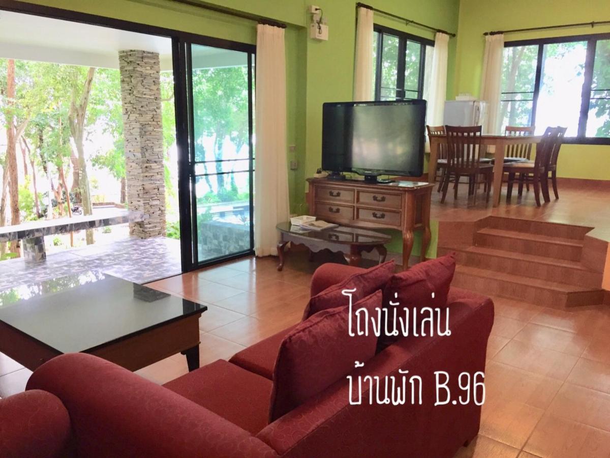 Вилла Baan Rug Nam Sai Клаенг Экстерьер фото
